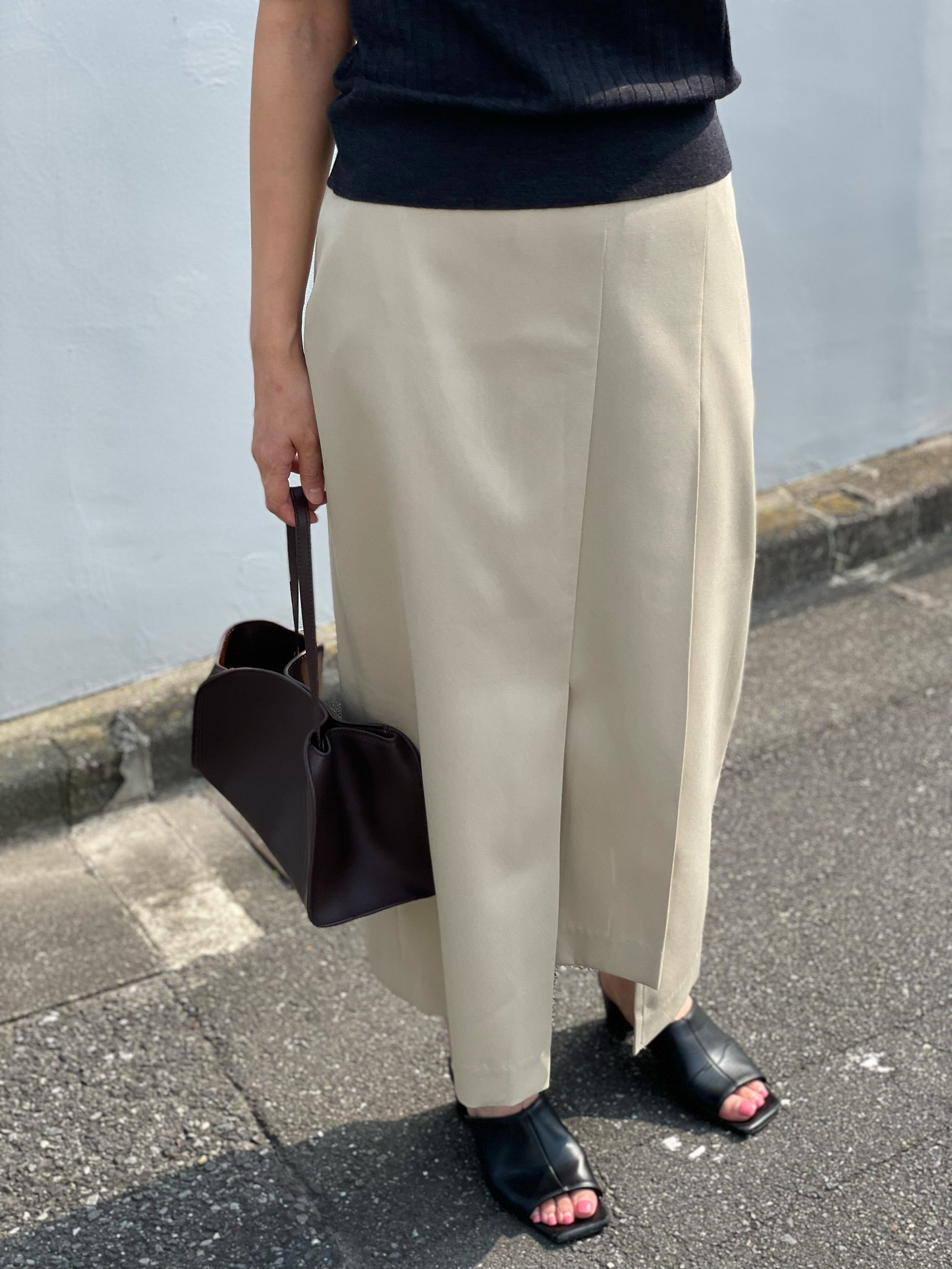 Asymmetric Pleat Straight Skirt/アシンメトリ プリーツ ストレート スカート