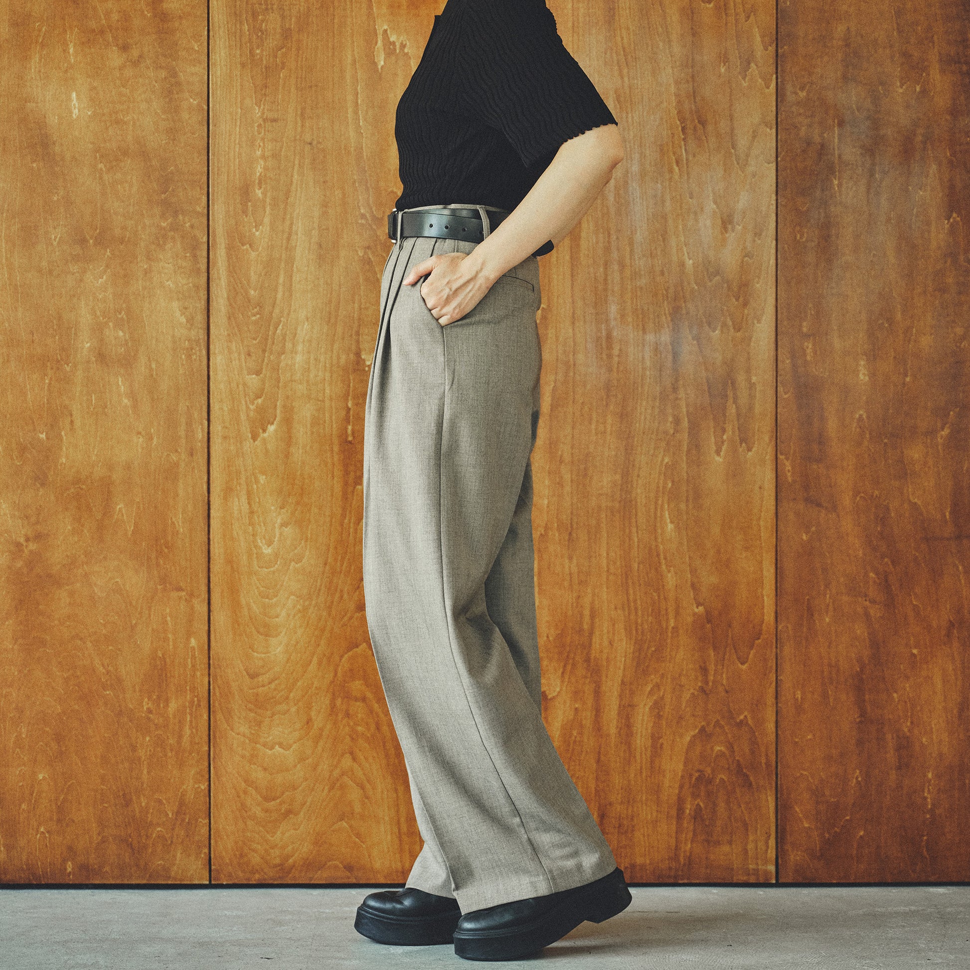 Double-Tuck Wool Trousers/タブルタック ウール トラウザー