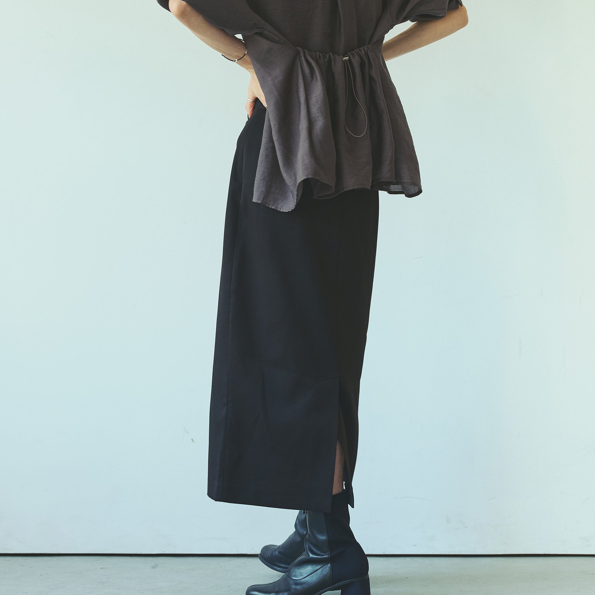 Asymmetric Pleat Straight Skirt/アシンメトリ プリーツ ストレート スカート