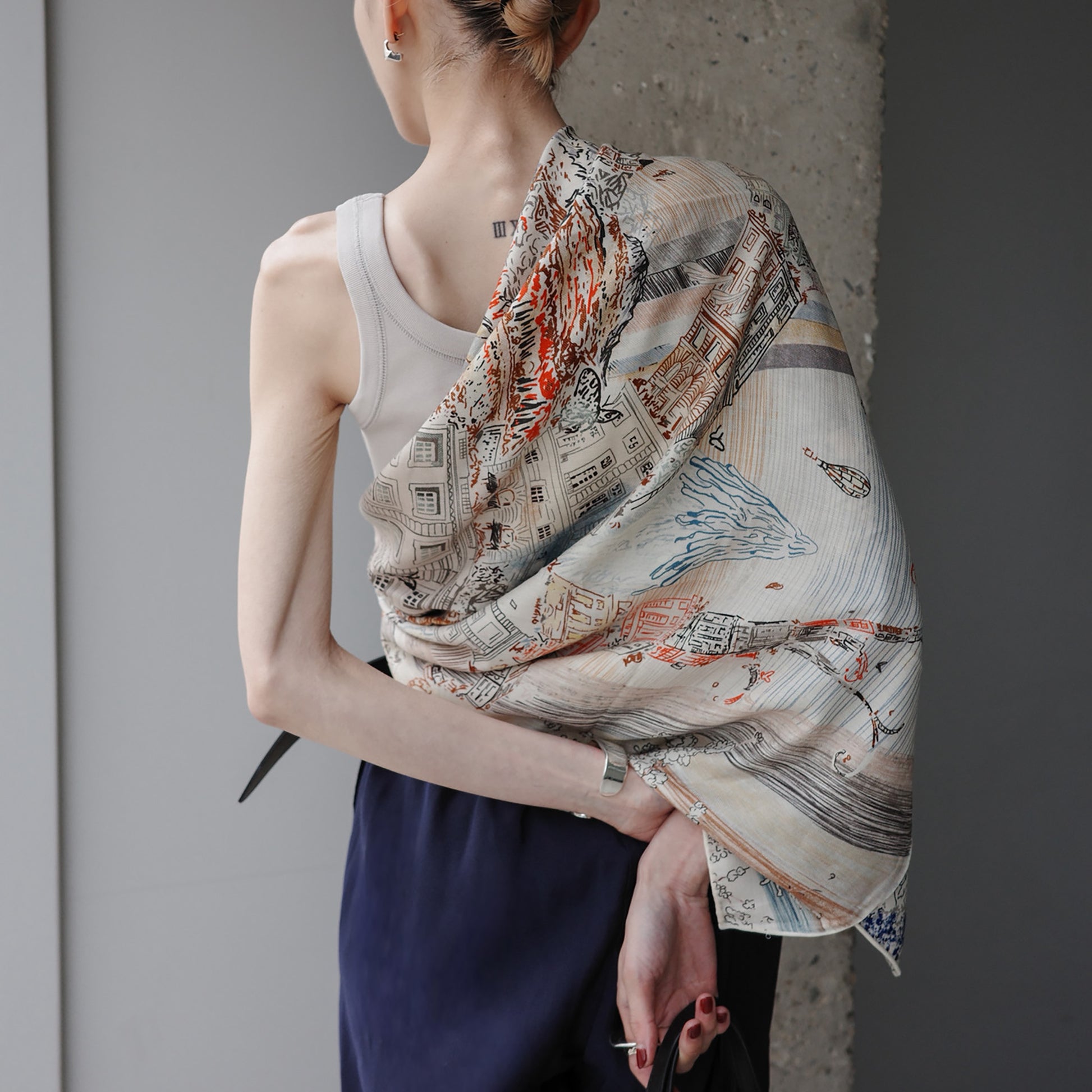 Versatile Cashmere/Silk Scarf ヴェルサティル カシミア/シルク スカーフ
