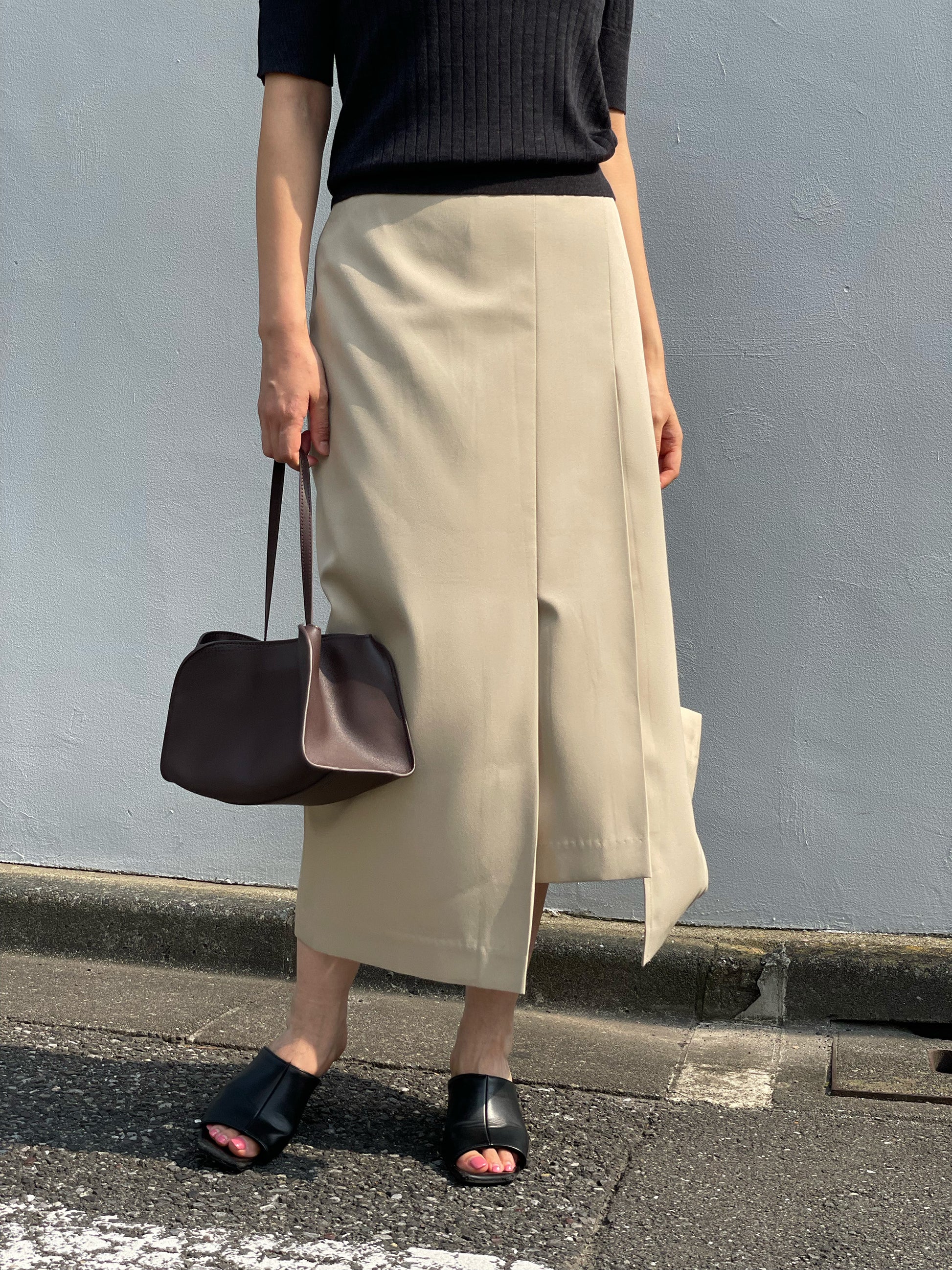 Asymmetric Pleat Straight Skirt/アシンメトリ プリーツ ストレート スカート