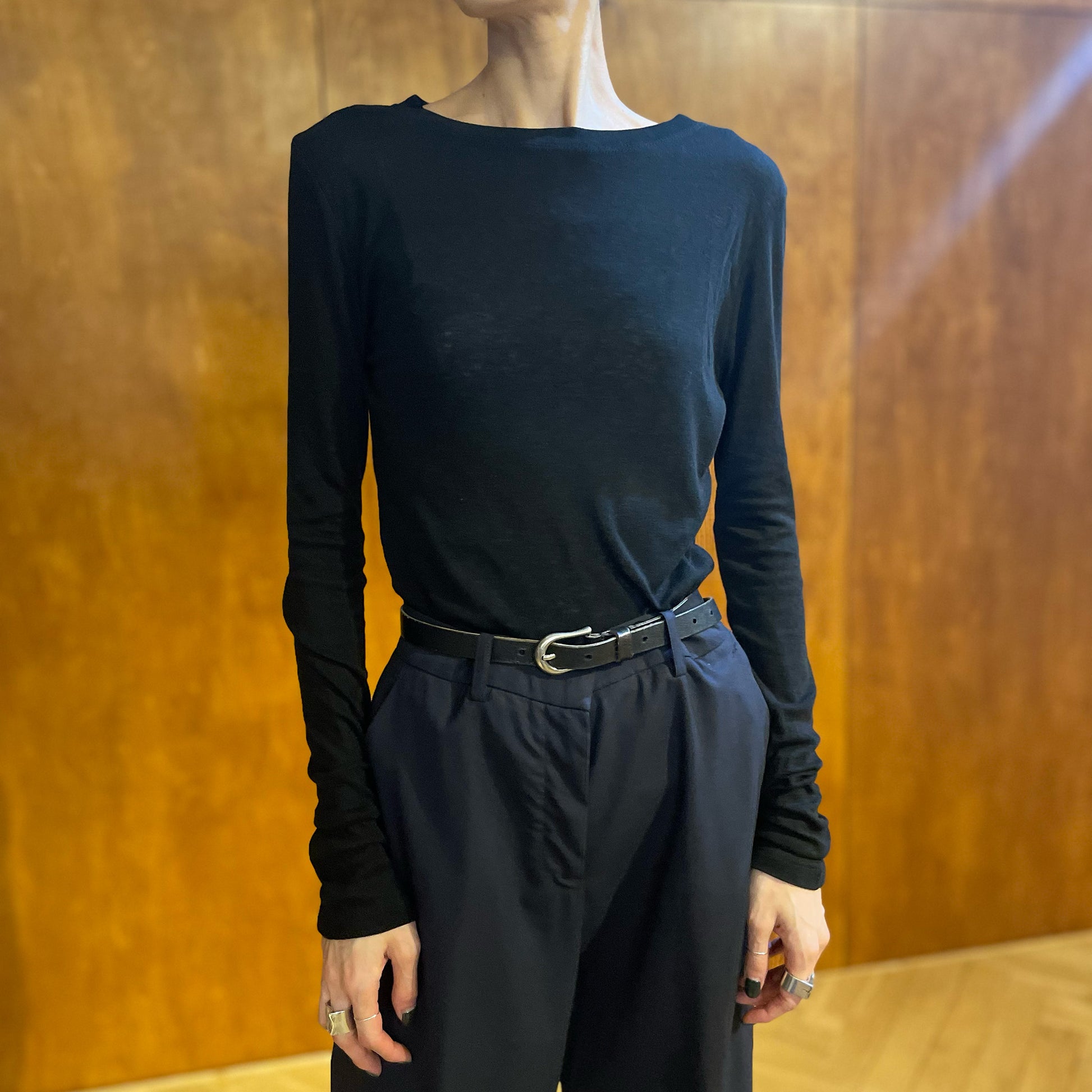 Wool-Tencel Back-Slit Top/ウール テンセル バックスリット トップ