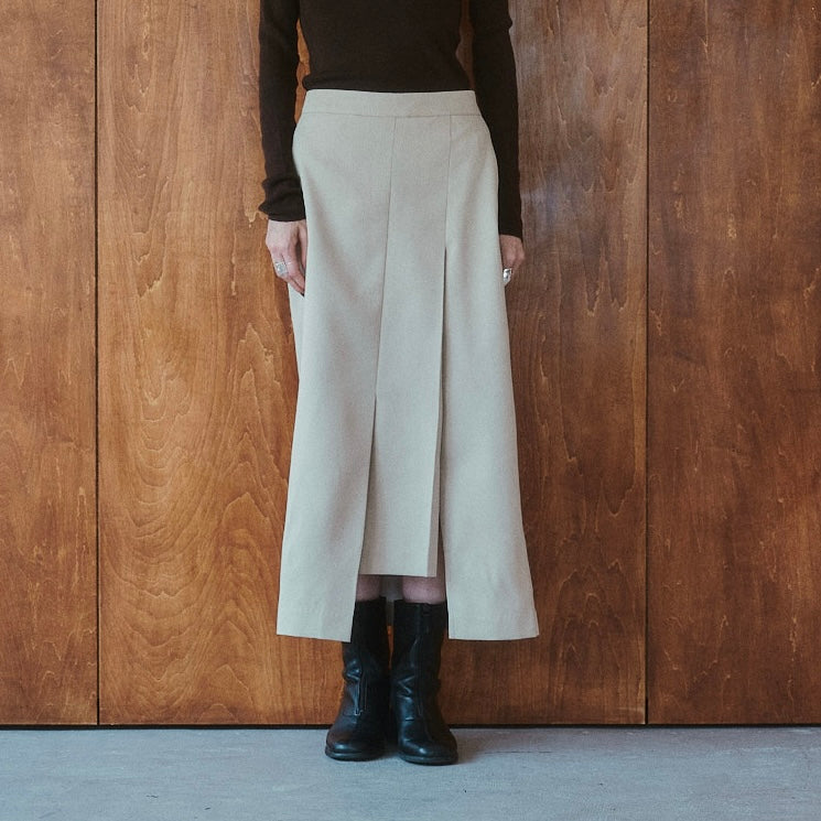Asymmetric Pleat Straight Skirt/アシンメトリ プリーツ ストレート スカート